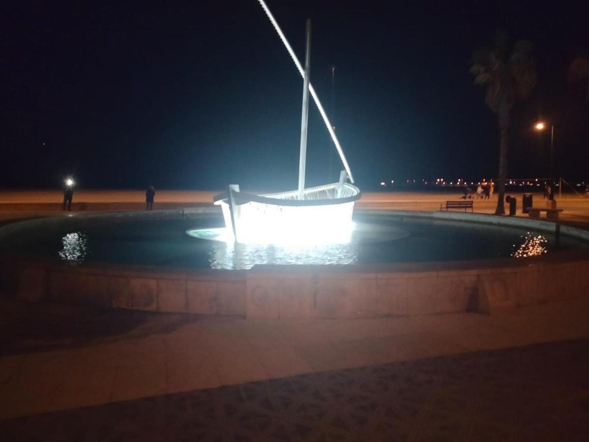 Апартаменти Habitacion Frente A Playa De La Malvarrosa Валенсія Екстер'єр фото